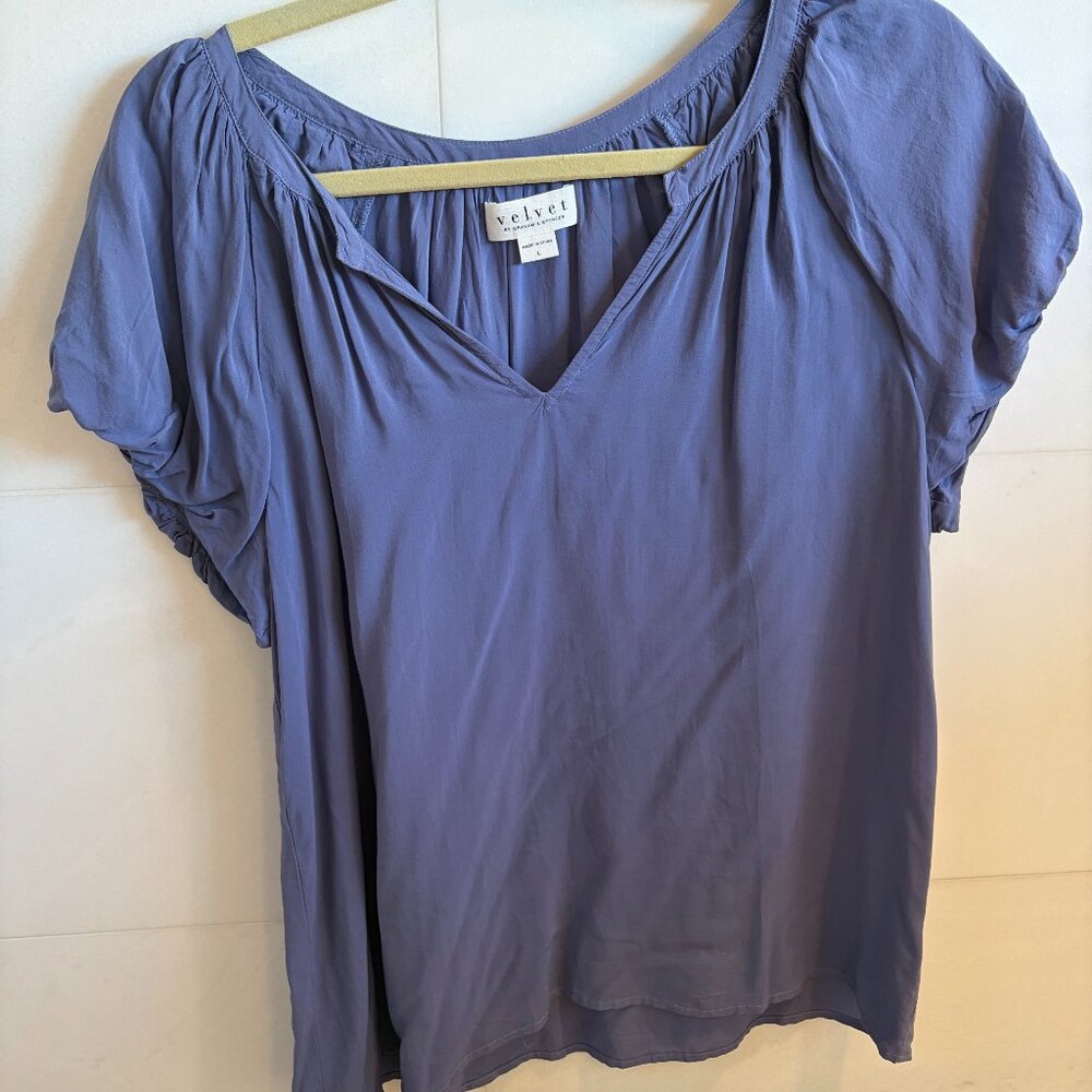 Velvet by Graham & Spencer Periwinkle Viscose Blouse Size L Lightweight Drapey T